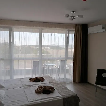 Allure Dobi Apartmanhotel 4*