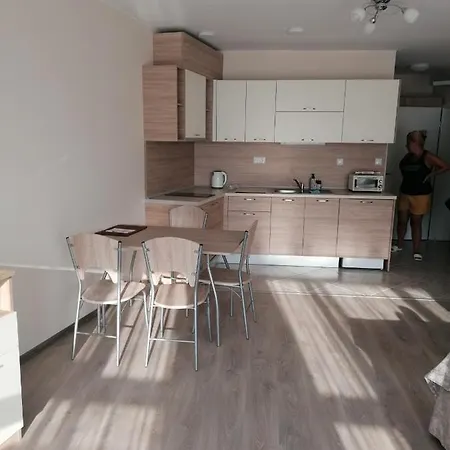 Allure Dobi Apartmanhotel Primorszko