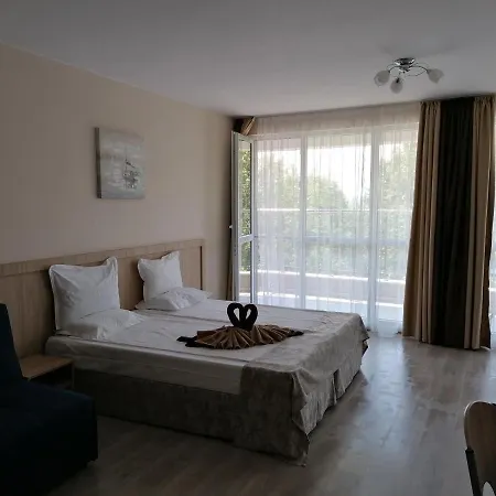 Allure Dobi Apartmanhotel Primorszko