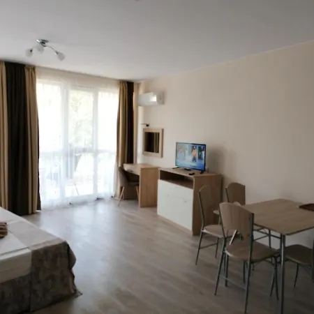 Allure Dobi Апартхотел