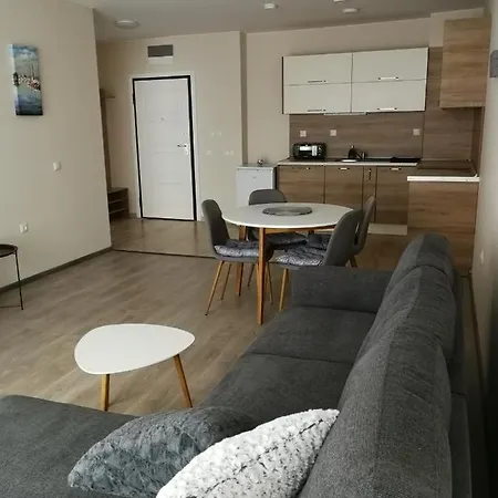 Apartmanhotel Allure Dobi 4*