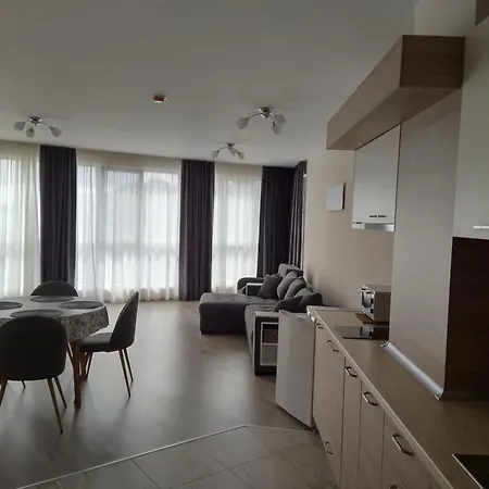 Allure Dobi Апартхотел