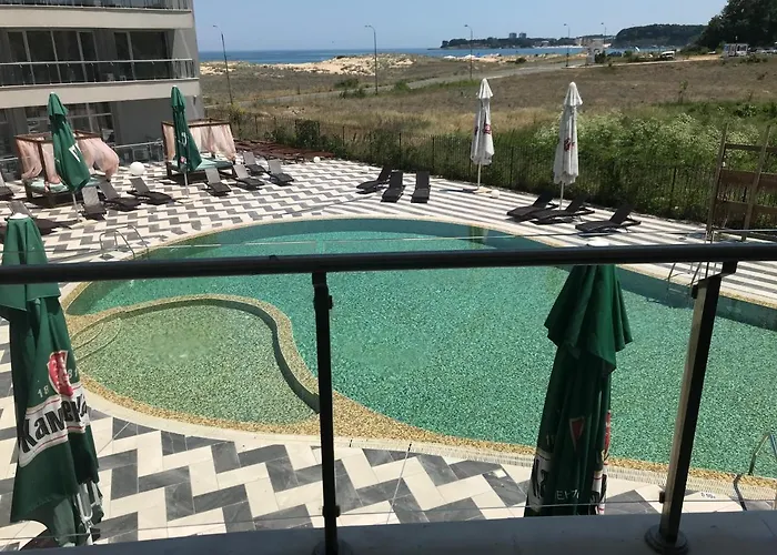 Apart-hotel Allure Dobi Primorsko