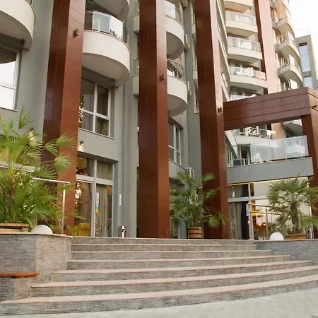 Allure Dobi Aparthotel *