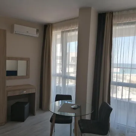 Aparthotel Allure Dobi