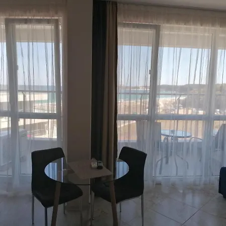 Allure Dobi Aparthotel Primorsko